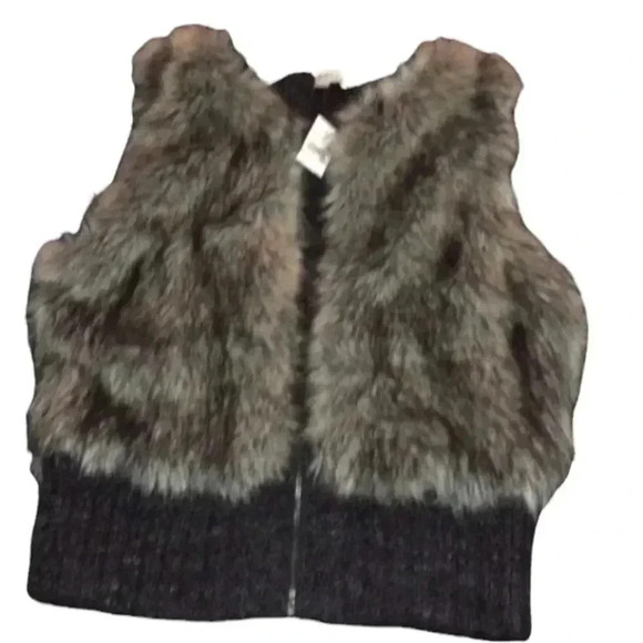 Loft Vest - Picture 1 of 5